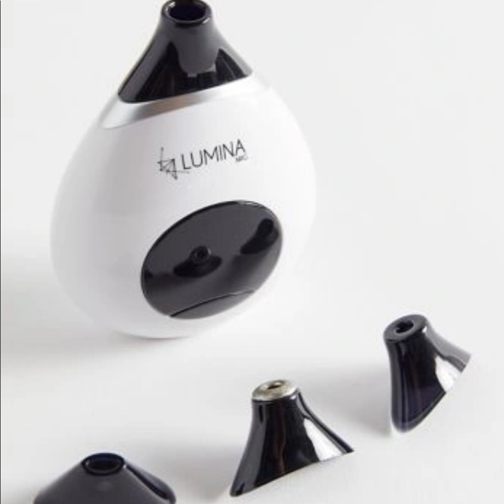 LUMINA NRG microderm at home device